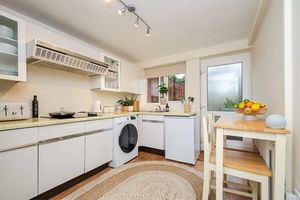 Photo 19- click for photo gallery